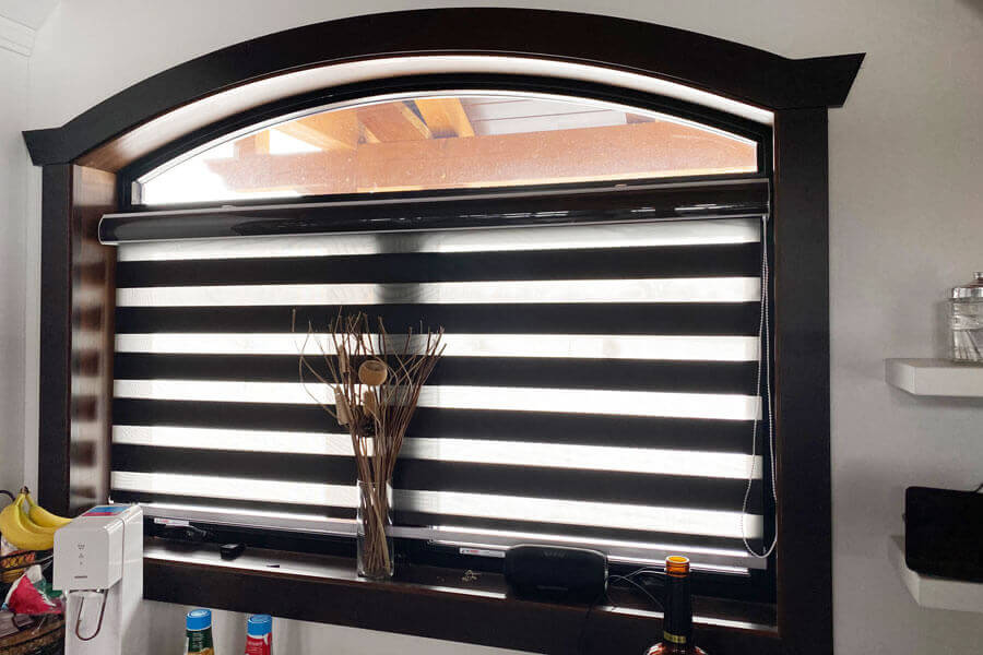 zebra blinds kitchen11